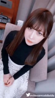 LY057 姊姊穿著黑絲大腿襪搓我肉棒後張開美腿要我插到爽還...(超清無碼國產)